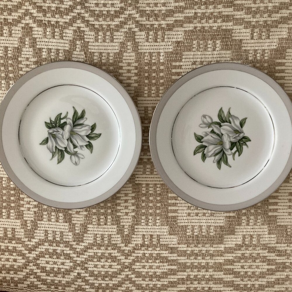 Wentworth Fine China 2 Salad Plates-Yolanda Pattern - Vintage